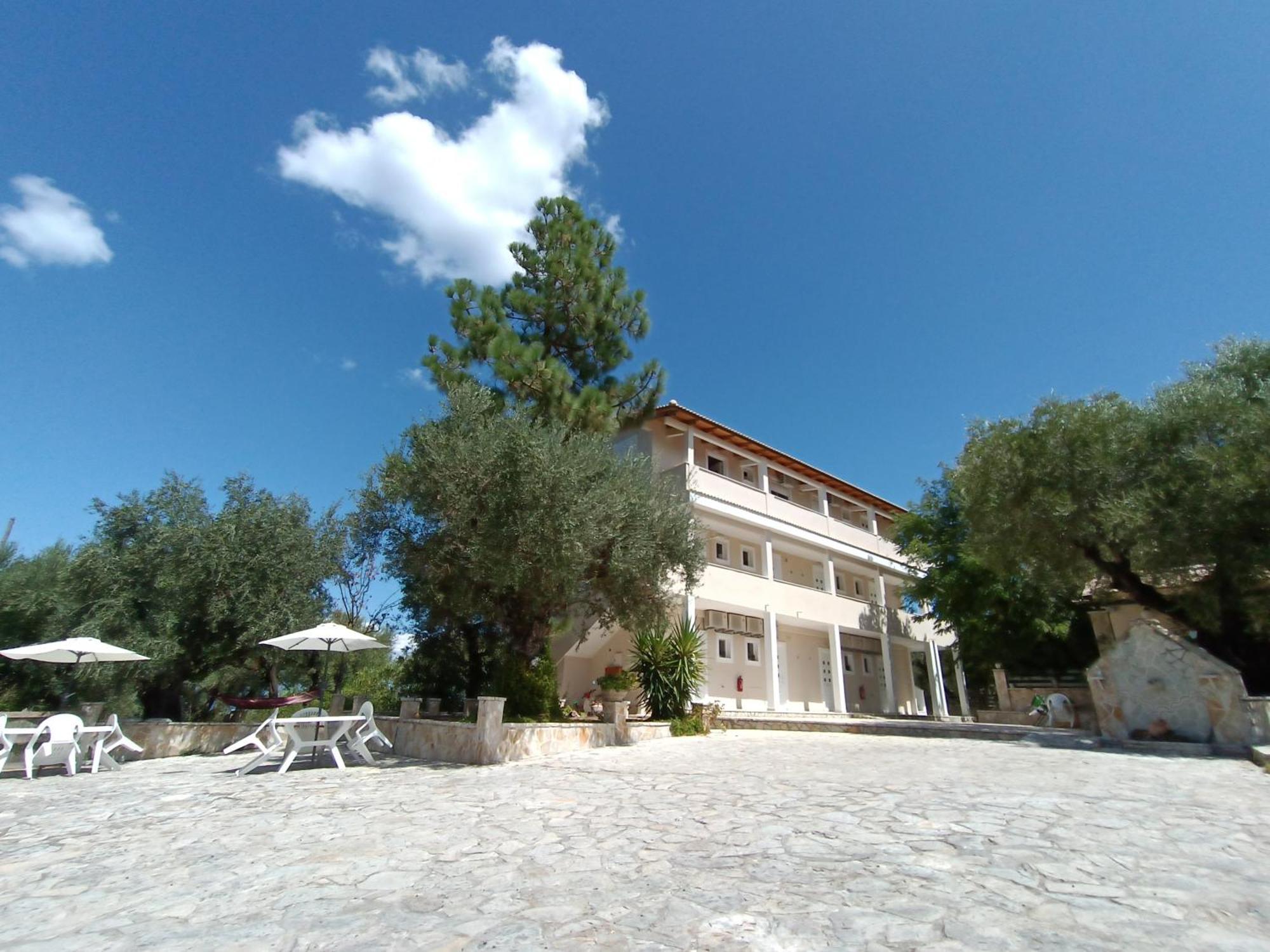 Pouliezos Koklanis Zante Apartments Alykes  Exterior photo